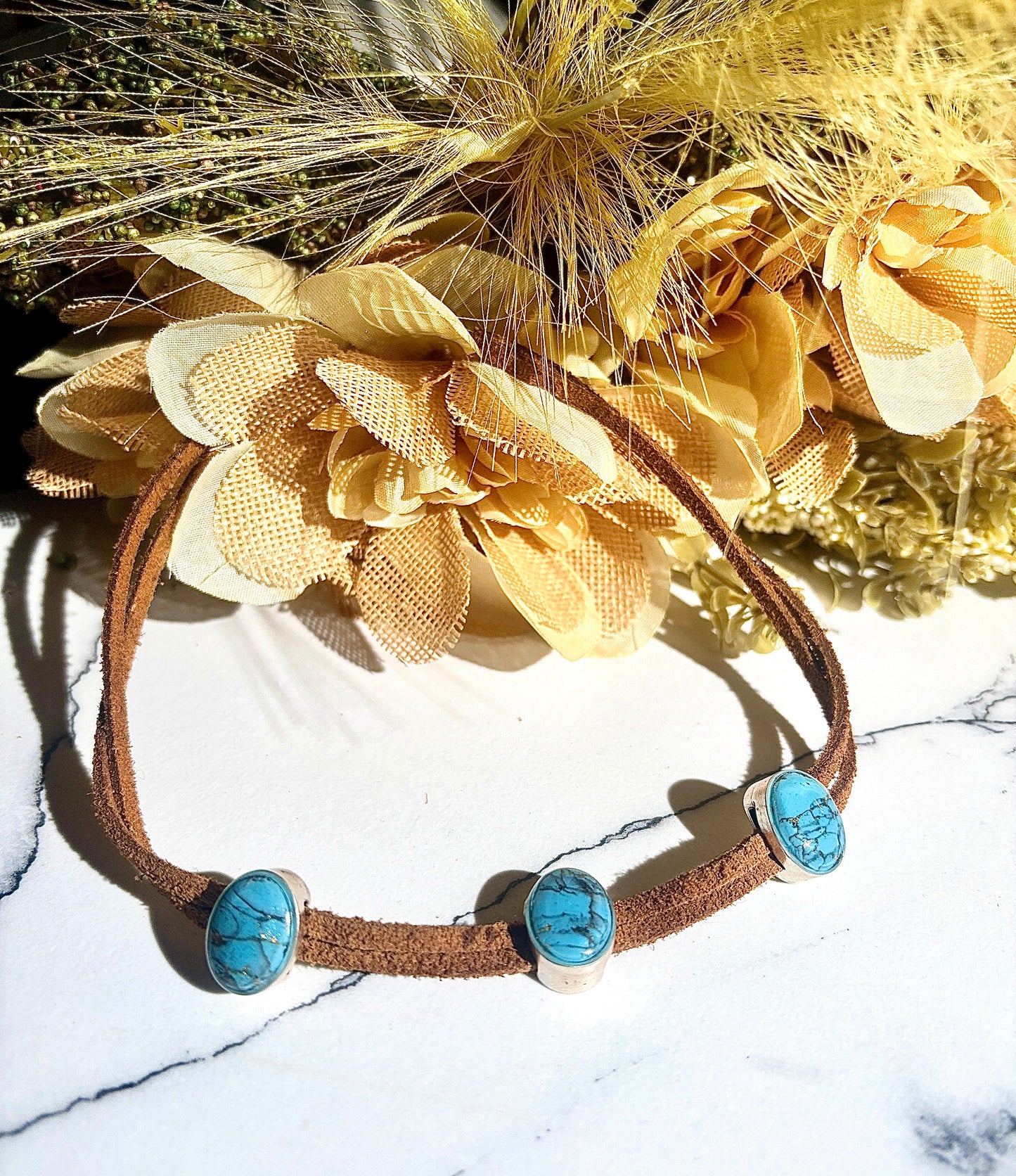 The Equinox Choker