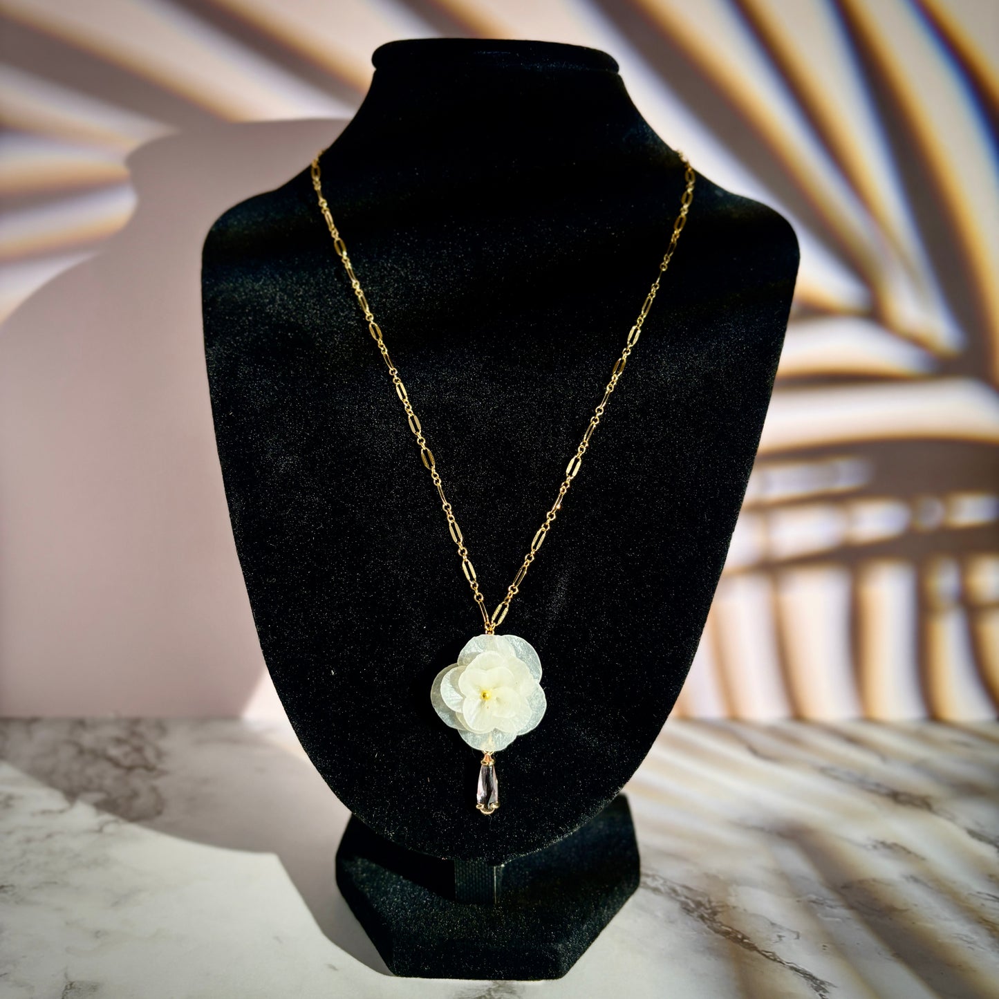 Floral Pendant Necklace