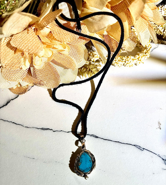 The Heirloom Pendant